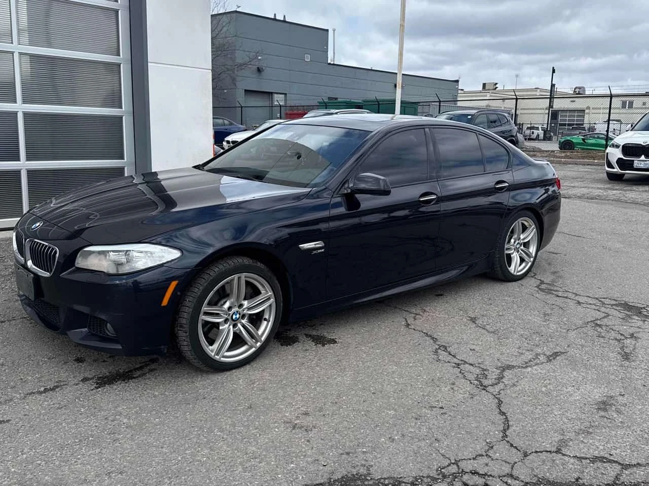BMW 535 xDrive/ПОДГРЕВИ/ШИБИДАХ, снимка 3 - Автомобили и джипове - 54093032