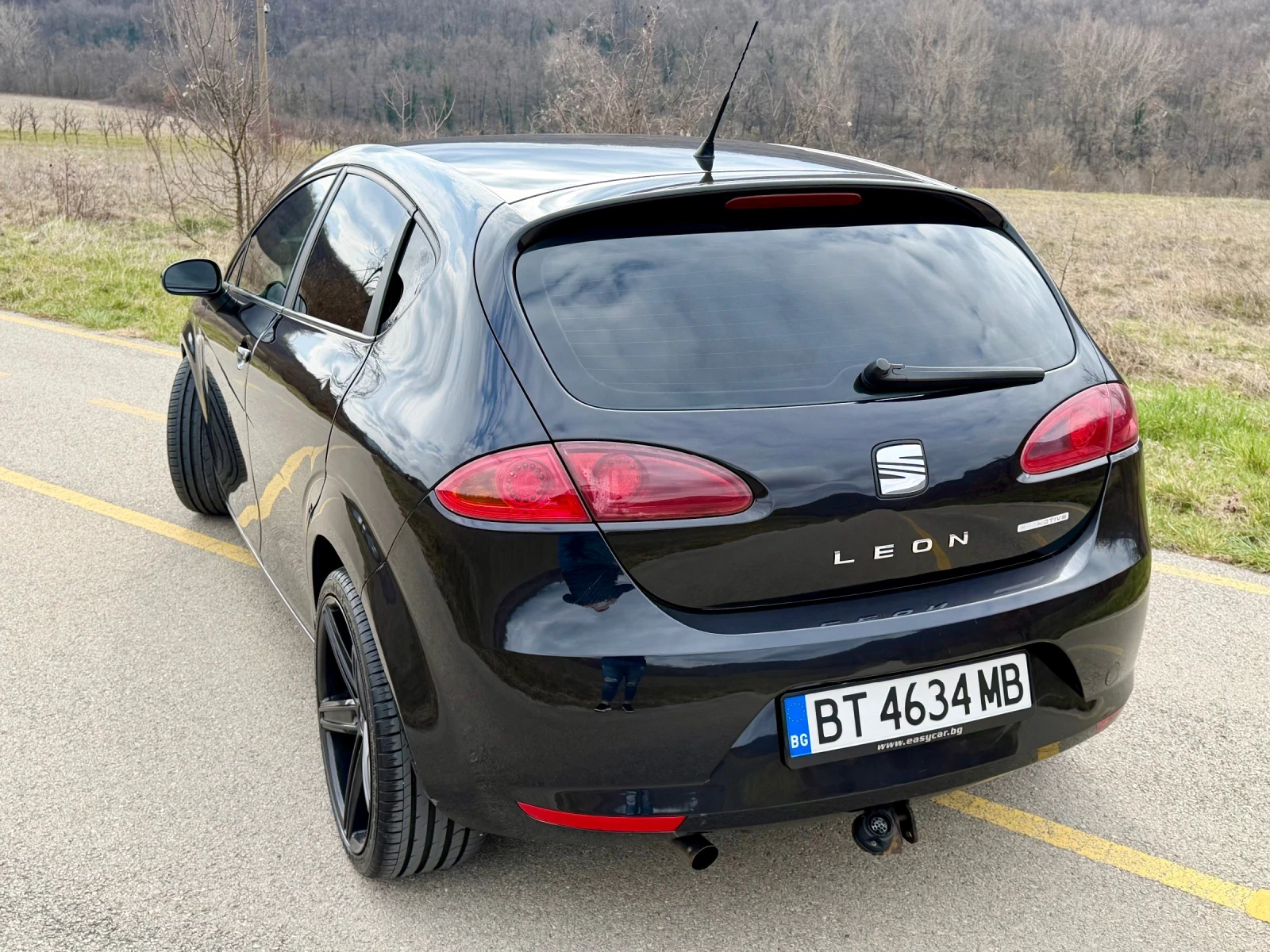 Seat Leon 1.9TDI 105 hp, снимка 3 - Автомобили и джипове - 54386264