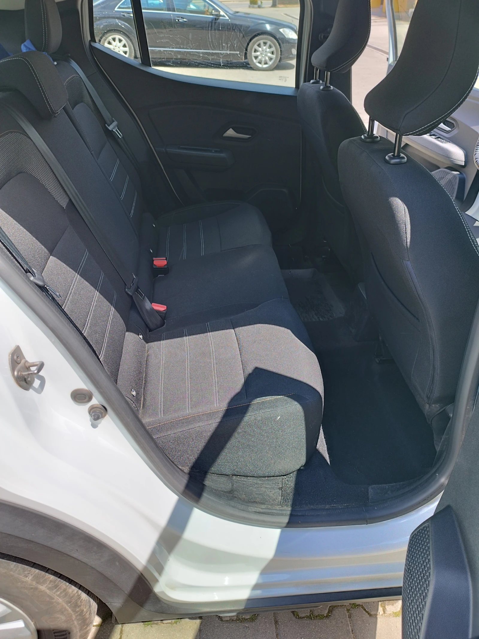Dacia Sandero Stepway ECO-G 100Газ/бензин, снимка 15 - Автомобили и джипове - 54400211