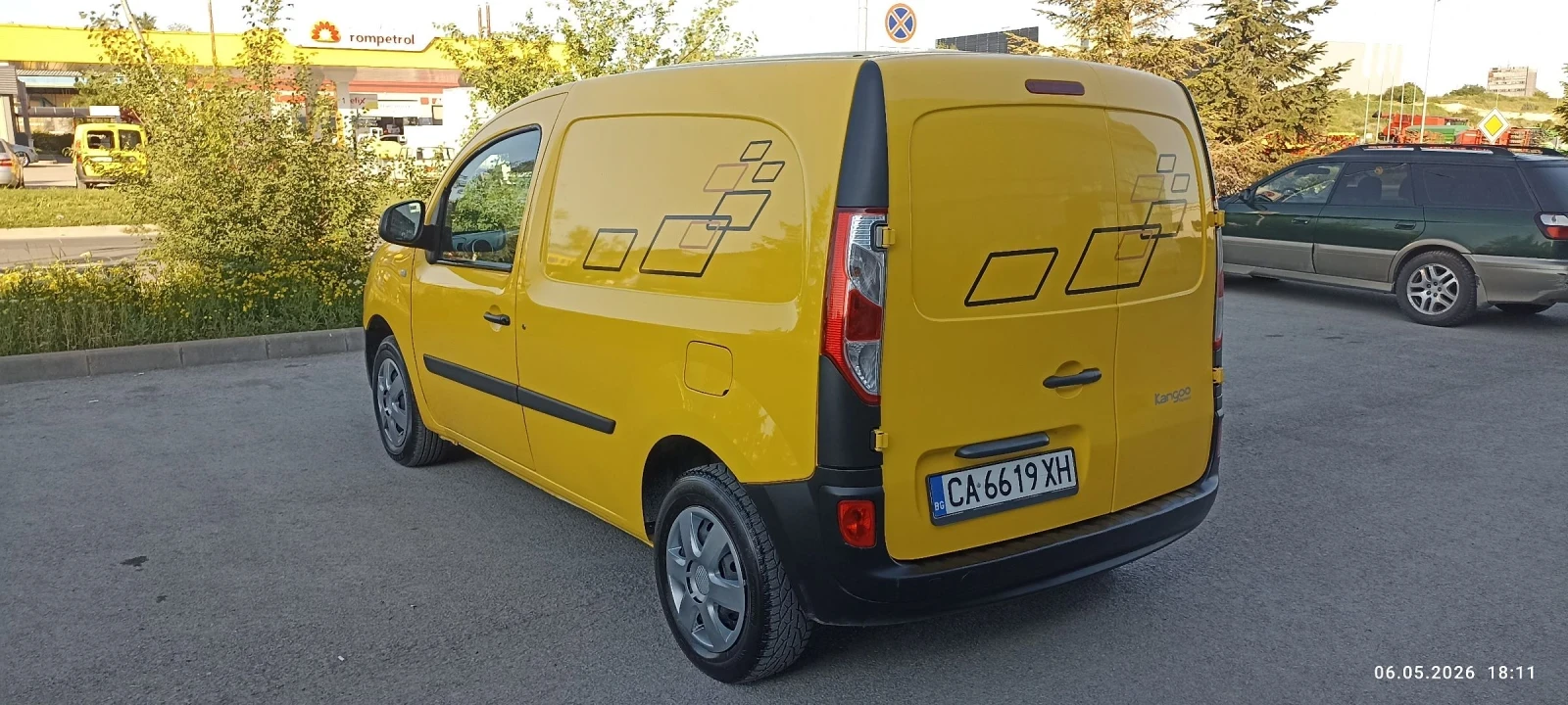 Renault Kangoo 1.5dci, снимка 8 - Автомобили и джипове - 54444411
