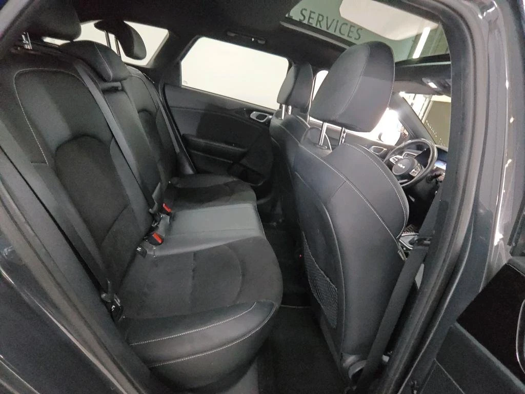 Kia Ceed 1.5 GDI GT Line 160 �.�. �������, ������� | Mobile.bg � ����������� 10