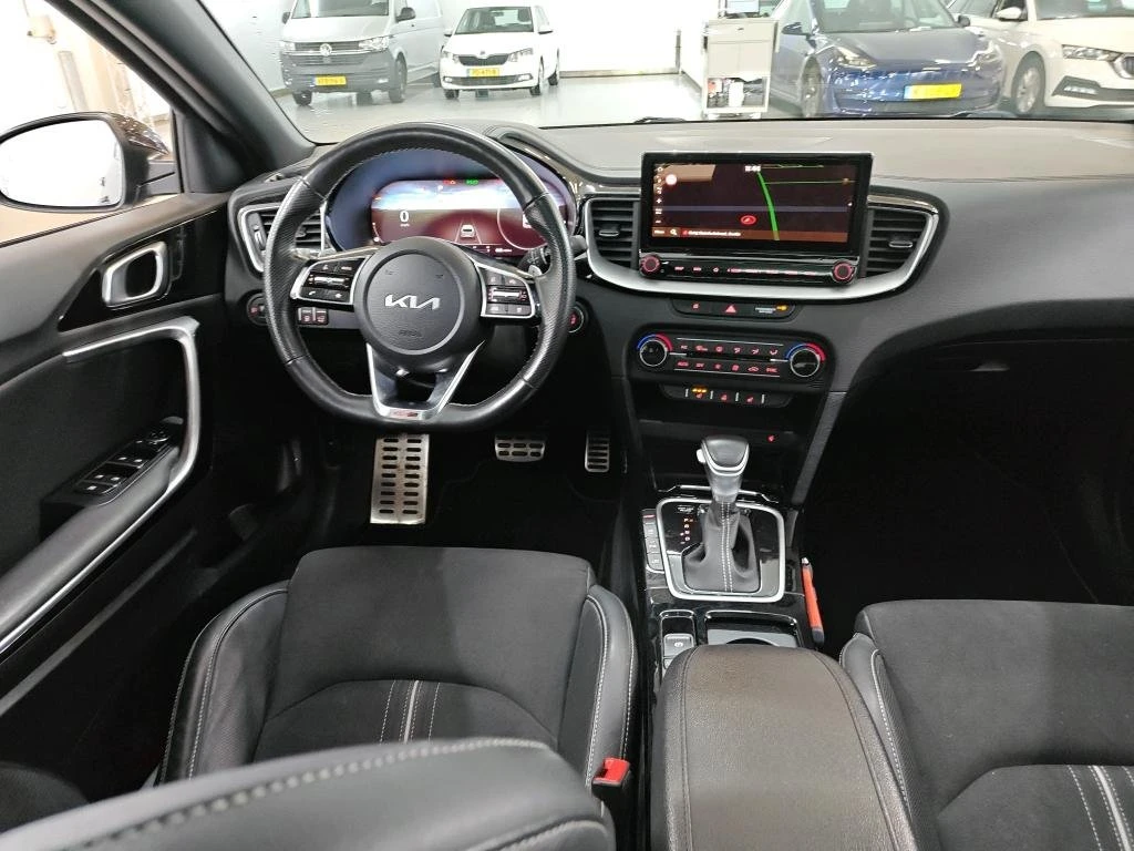 Kia Ceed 1.5 GDI GT Line 160 �.�. �������, ������� | Mobile.bg � ����������� 6