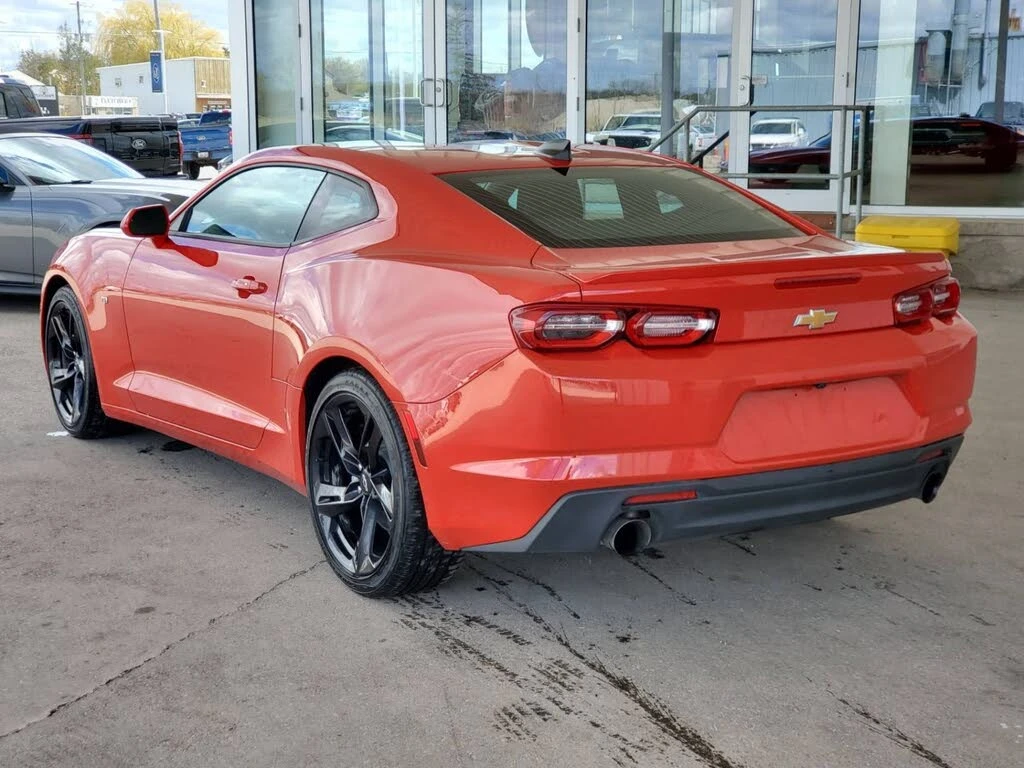 Chevrolet Camaro 1LT Coupe RWD, снимка 7 - Автомобили и джипове - 54575358