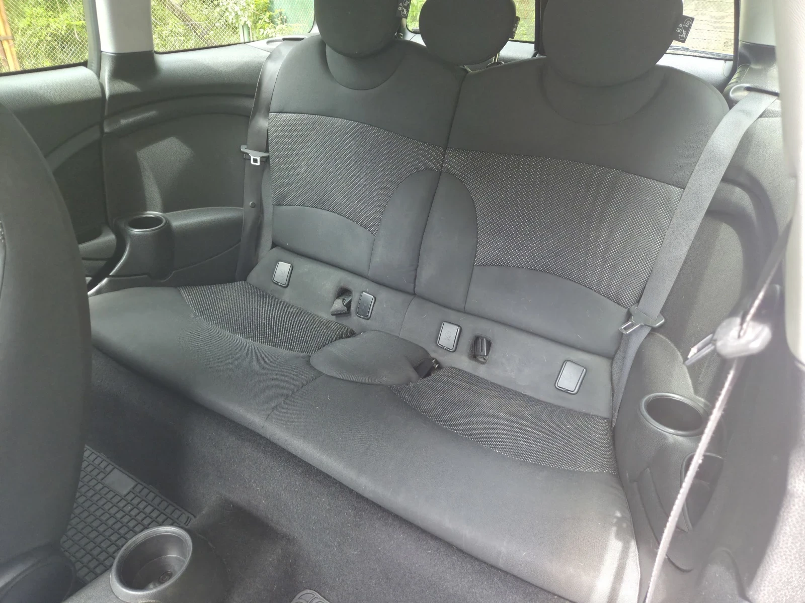 Mini Clubman 1.6d, снимка 14 - Автомобили и джипове - 54621105