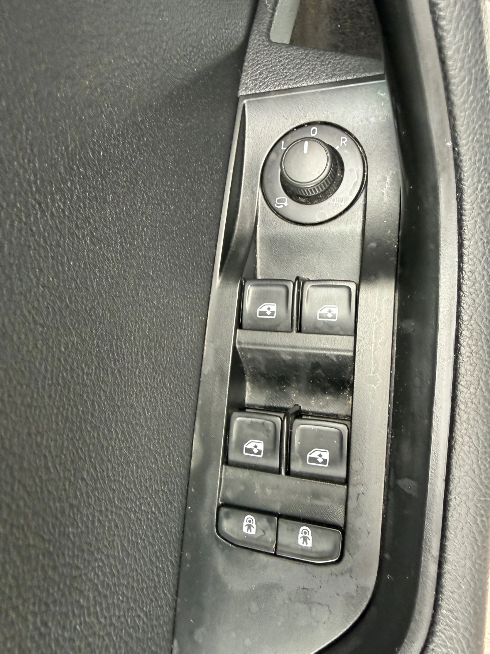 Skoda Superb 1.5 TSI | Mobile.bg � ����������� 12