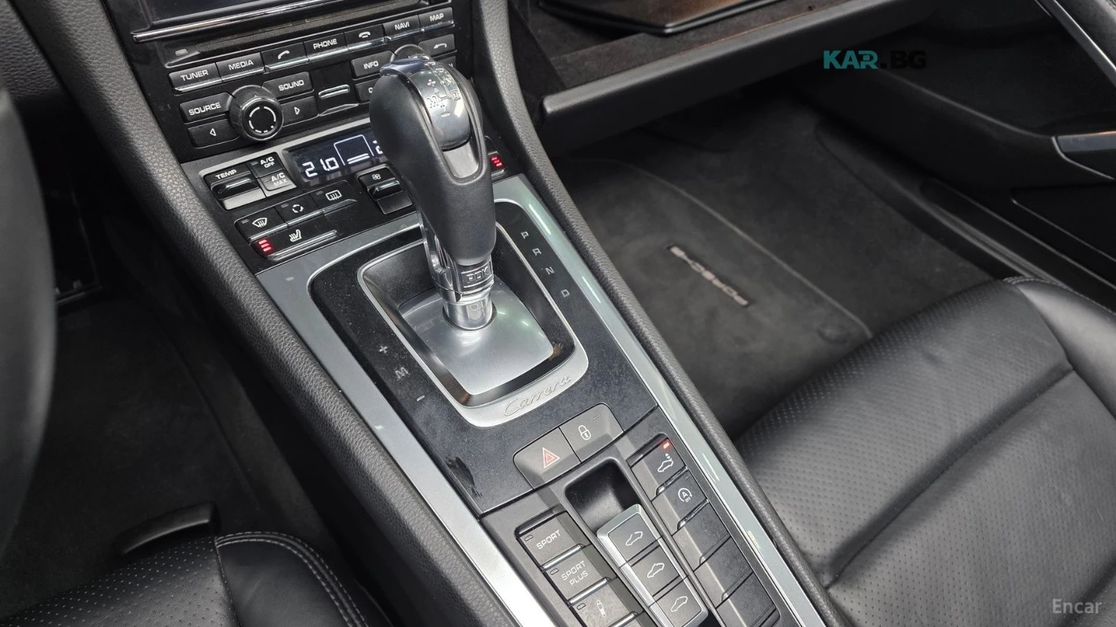 Porsche 911 Carrera* 4* 991* CHRONO* ПОДГРЕВ* SUNROOF* КАМЕРА*, снимка 12 - Автомобили и джипове - 54787665