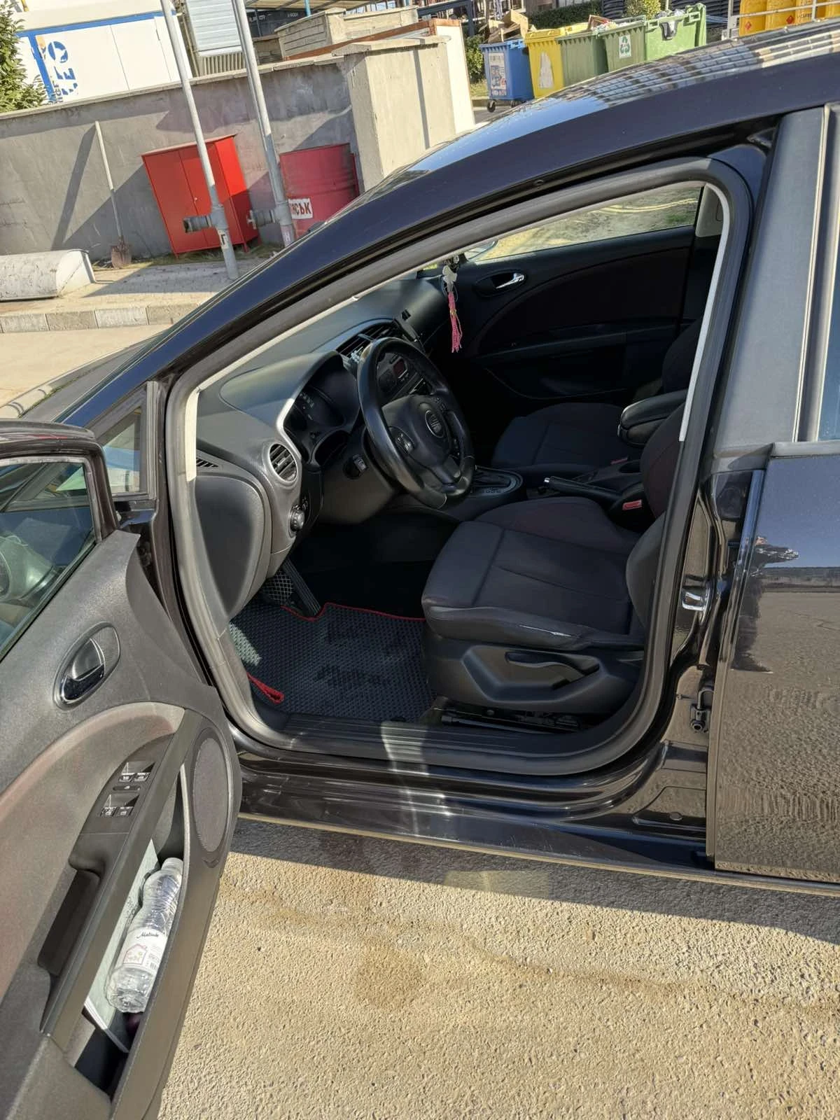 Seat Leon, снимка 6 - Автомобили и джипове - 54903027