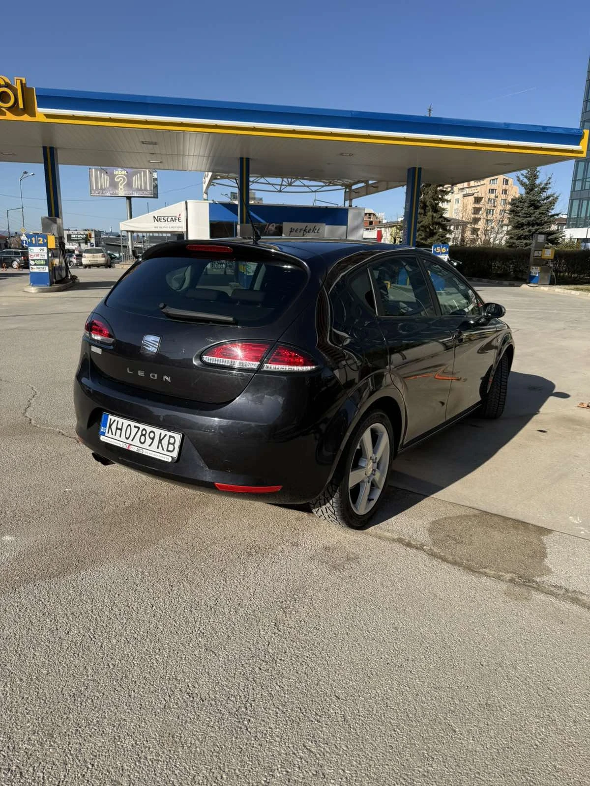 Seat Leon, снимка 8 - Автомобили и джипове - 54903027