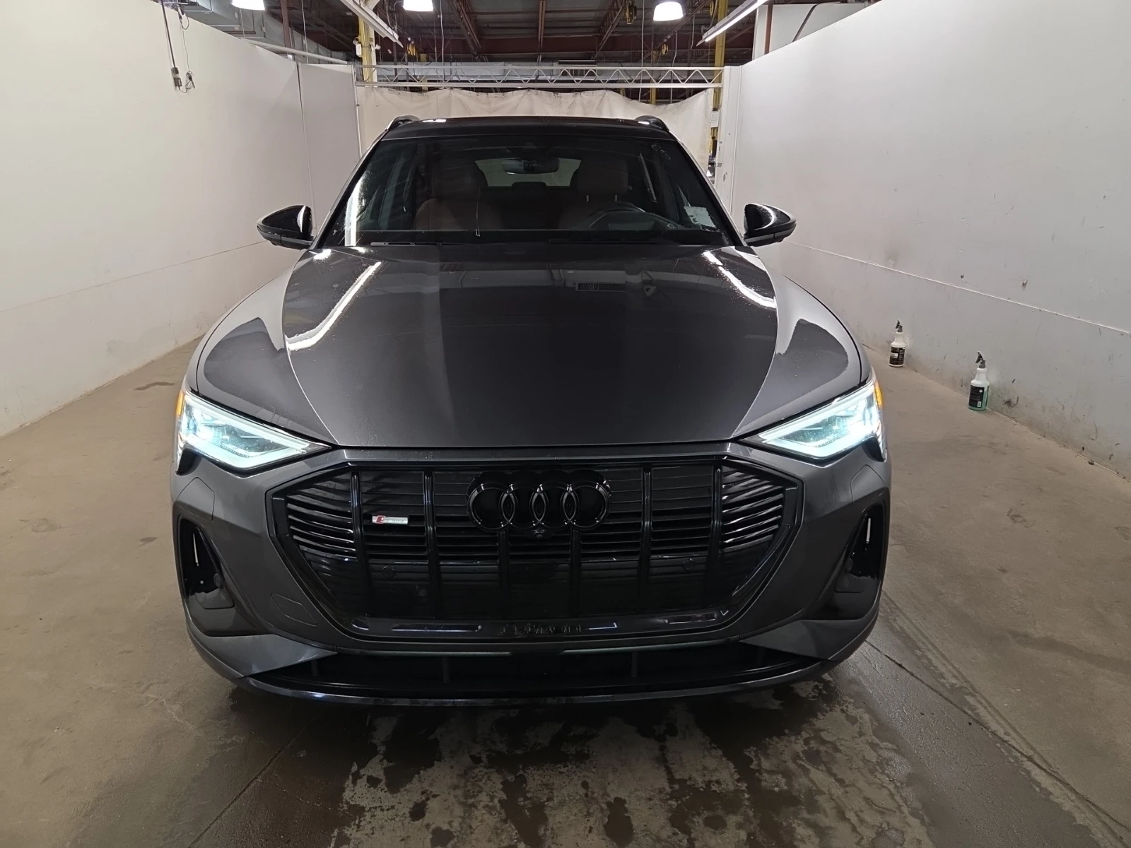 Audi E-Tron Sportback Technik / Quattro / HUD /, снимка 2 - Автомобили и джипове - 55261211