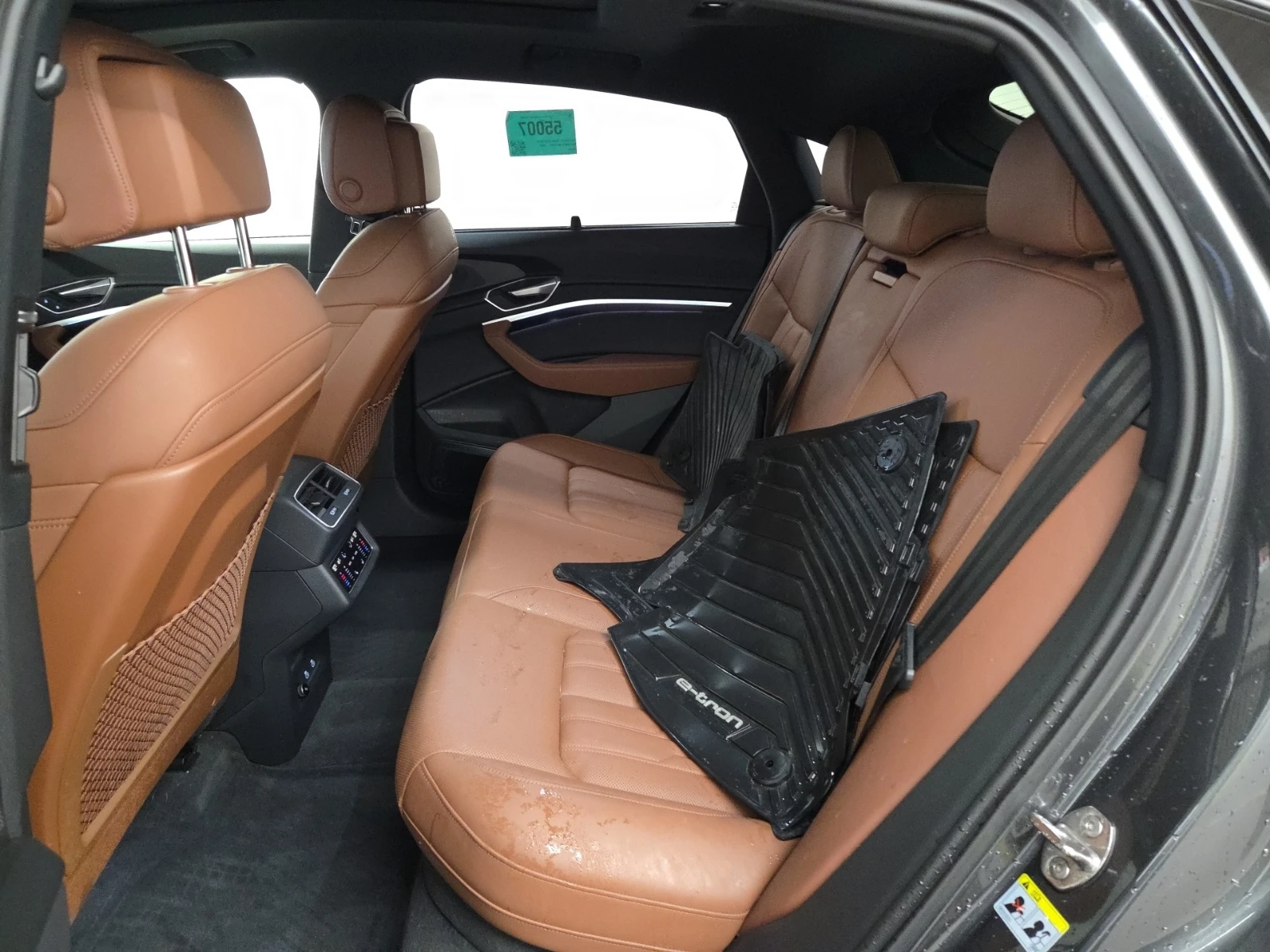 Audi E-Tron Sportback Technik / Quattro / HUD /, снимка 12 - Автомобили и джипове - 55261211