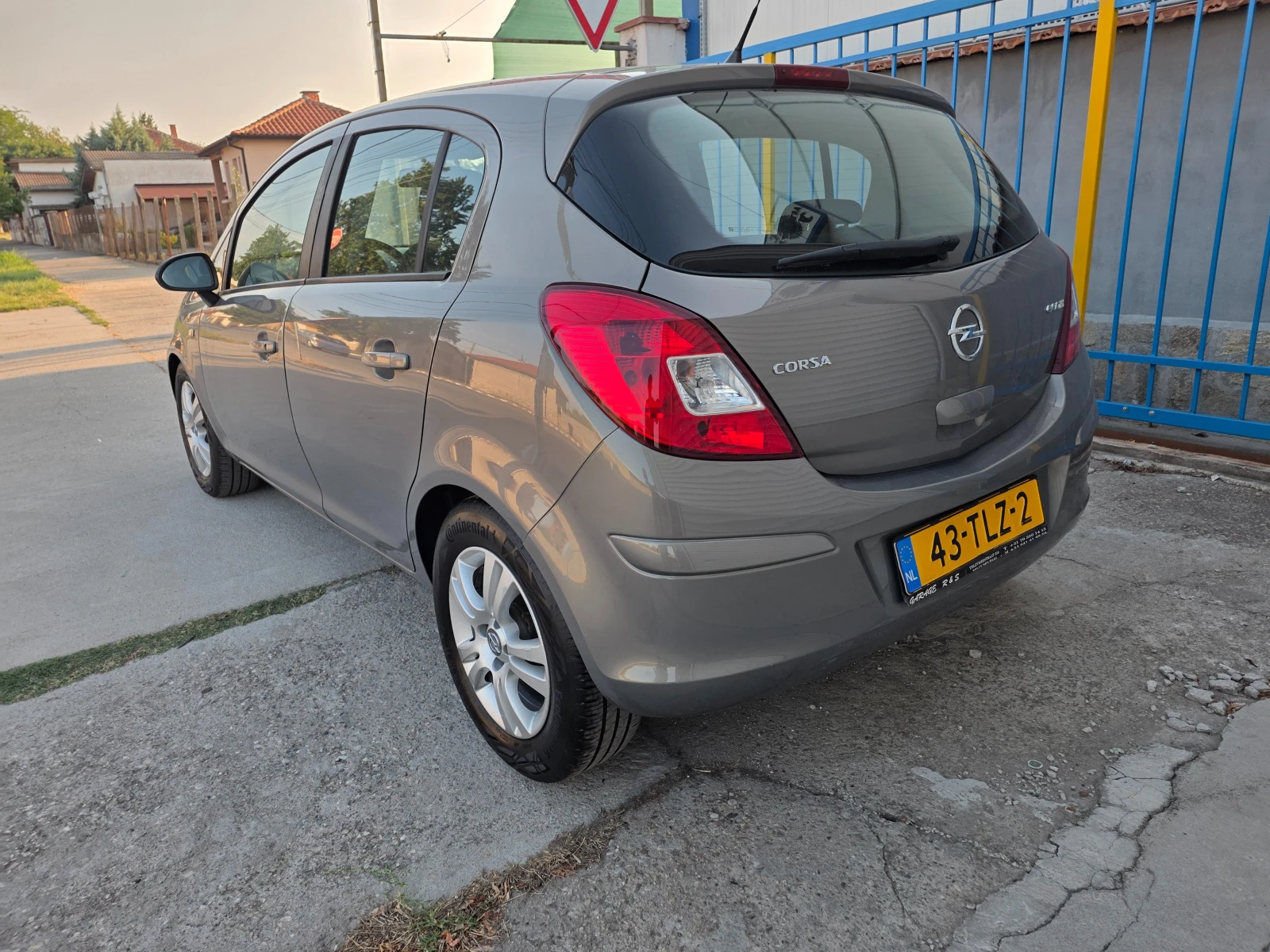 Opel Corsa 1.3 CDTI, снимка 6 - Автомобили и джипове - 55390715