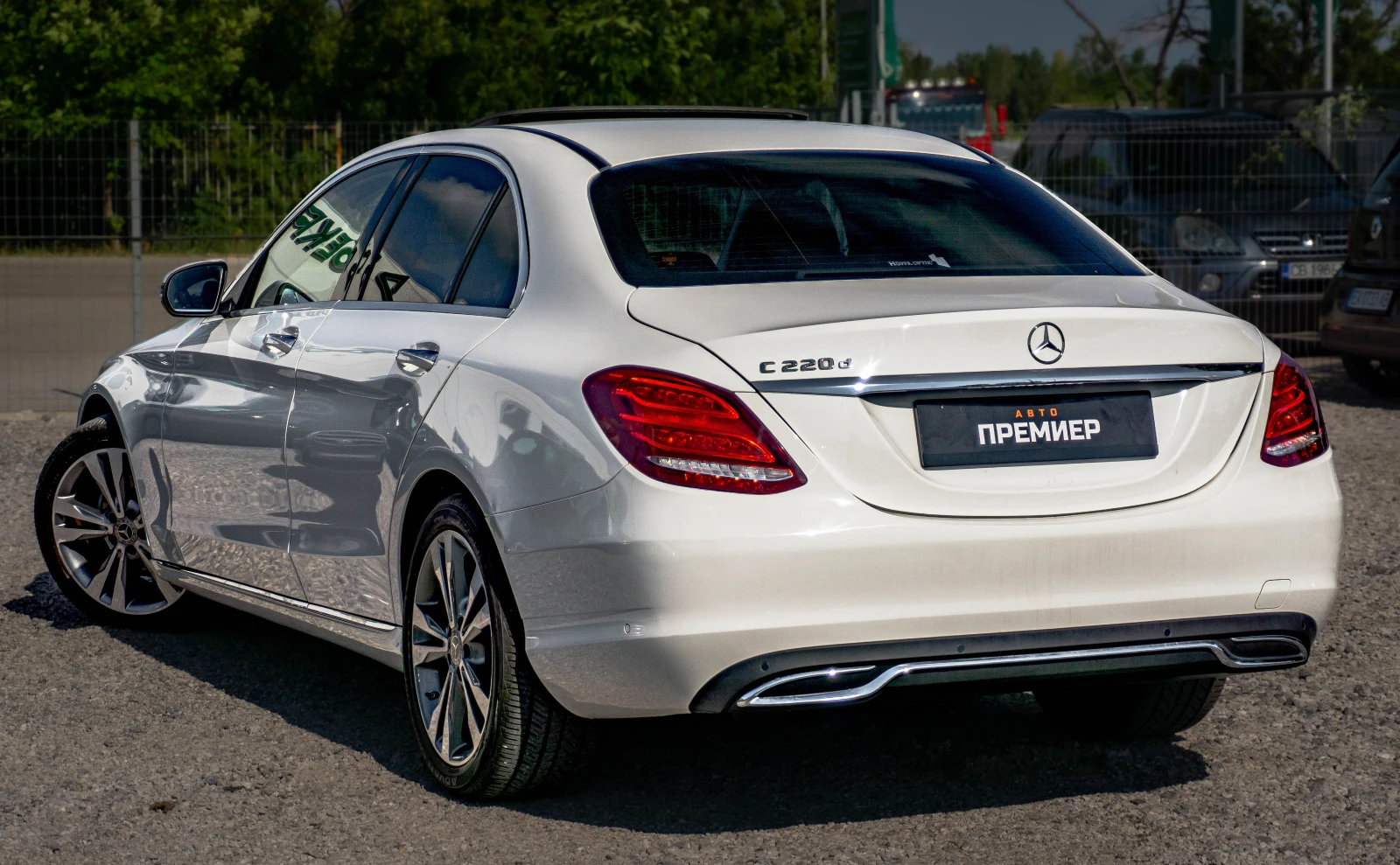 Mercedes-Benz C 220 d-AVANTGARDE-9GTronic-170hp, снимка 6 - Автомобили и джипове - 55391426