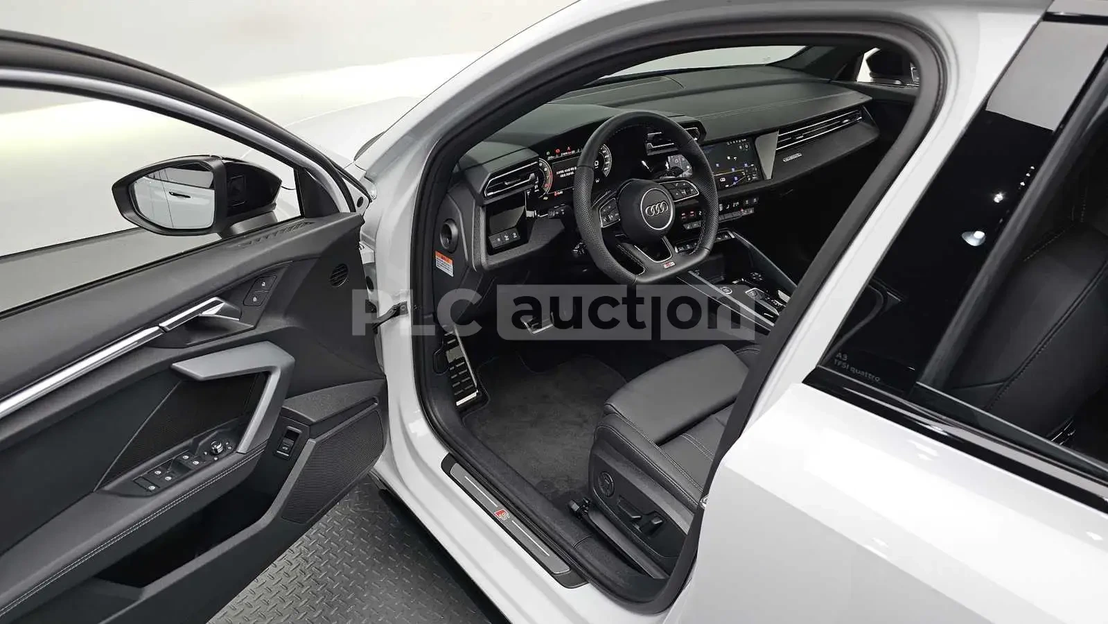 Audi A3 40TFSI| S line| DIST| КАМЕРА| Вкл.ТЕХНОТЕСТ, снимка 4 - Автомобили и джипове - 55403677