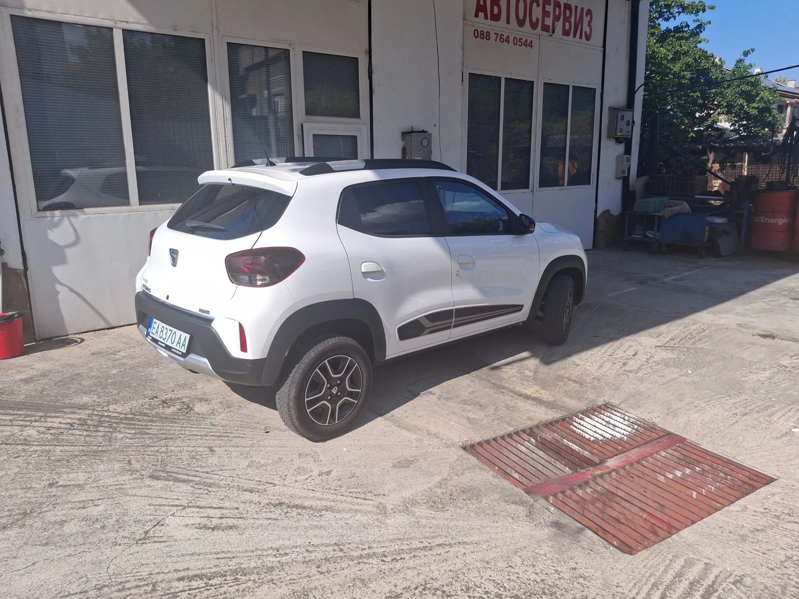 Dacia Spring, снимка 4 - Автомобили и джипове - 55530317