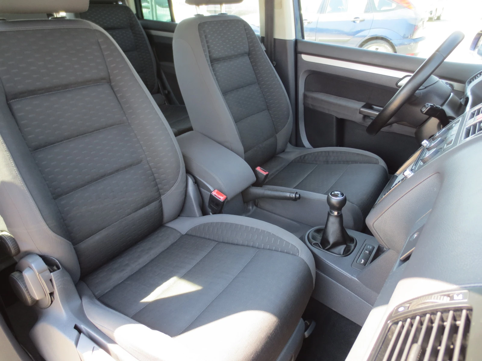 VW Touran 2.0 TDI  | Mobile.bg � ����������� 15