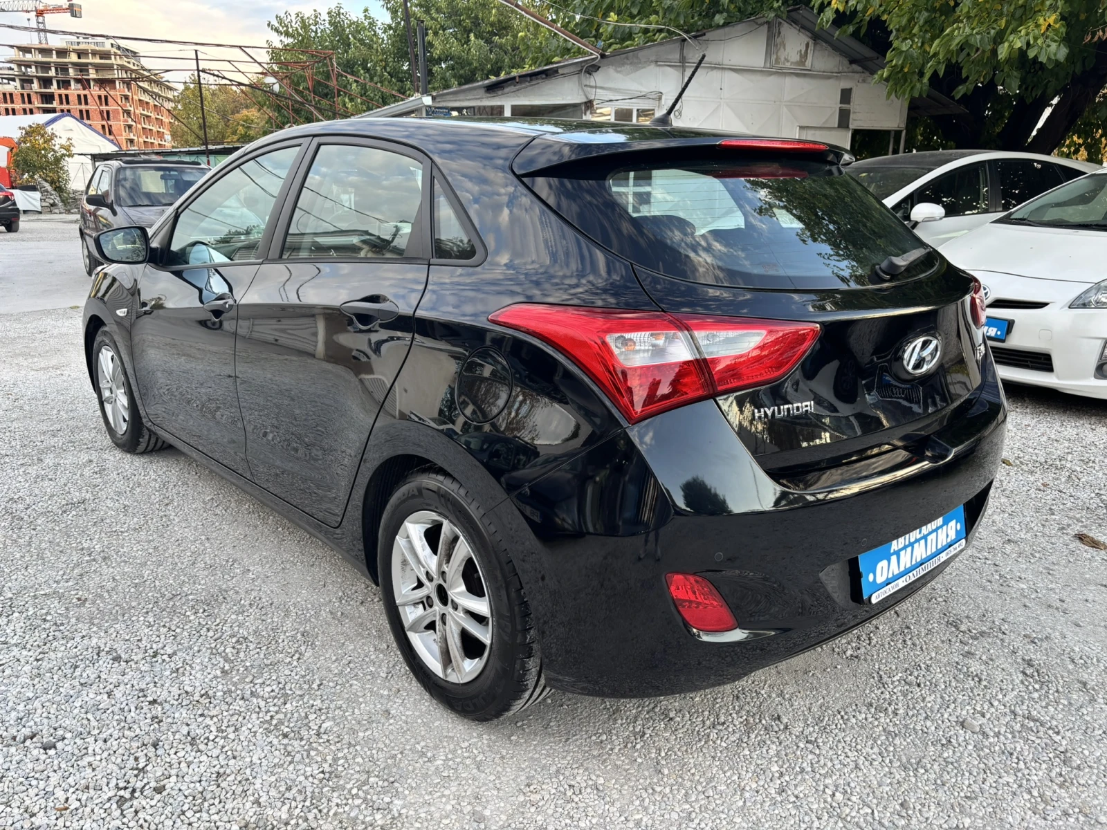 Hyundai I30 1.4 - Бензин, снимка 3 - Автомобили и джипове - 56700394