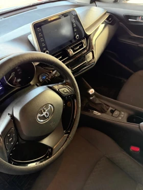 Toyota C-HR  1.8 Hybrid 122hp e-CVT Center, снимка 4