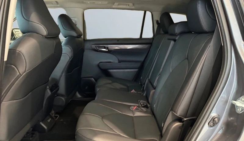 Toyota Highlander Hybrid = NEW= 7 Seats Гаранция, снимка 11 - Автомобили и джипове - 48056478