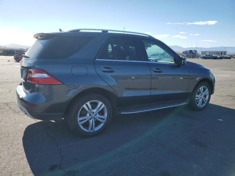 Mercedes-Benz ML 350 4MATIC* Подгрев* З.Камера* , снимка 2 - Автомобили и джипове - 48803472