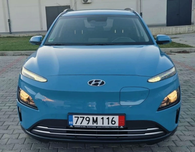 Hyundai Kona Trend/Facelift/42kwh/136hp/Сервизна книжка/SOH100%, снимка 2 - Автомобили и джипове - 52531534