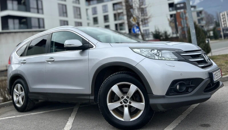 Honda Cr-v 2.2DTEC* Lifestyle* 4WD, снимка 3 - Автомобили и джипове - 53453785