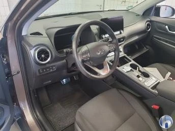 Hyundai Kona 64KWh/FACE/ГАРАНЦИЯ SOH100% /TREND/BLUELINK - изображение 5