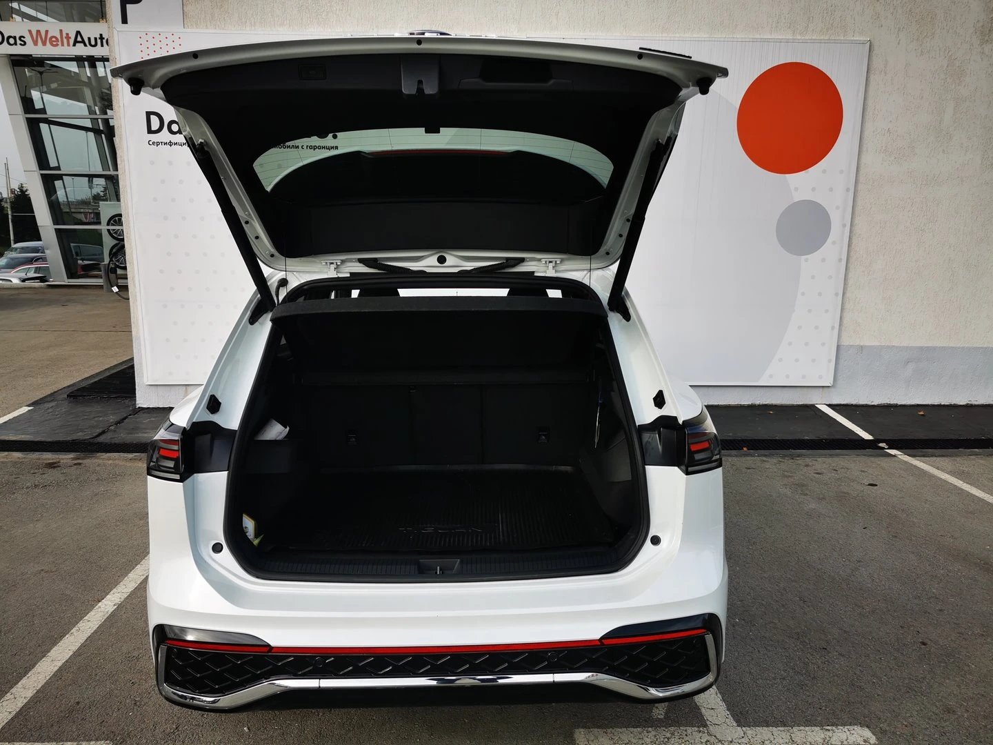 VW Tiguan R-Line 2.0 TDI SCR 4MOTION DSG | Mobile.bg � ����������� 9