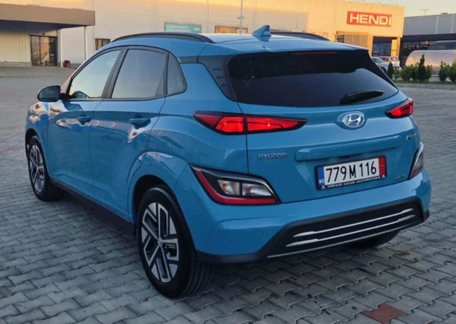 Hyundai Kona Trend/Facelift/42kwh/136hp/Сервизна книжка/SOH100% - изображение 5