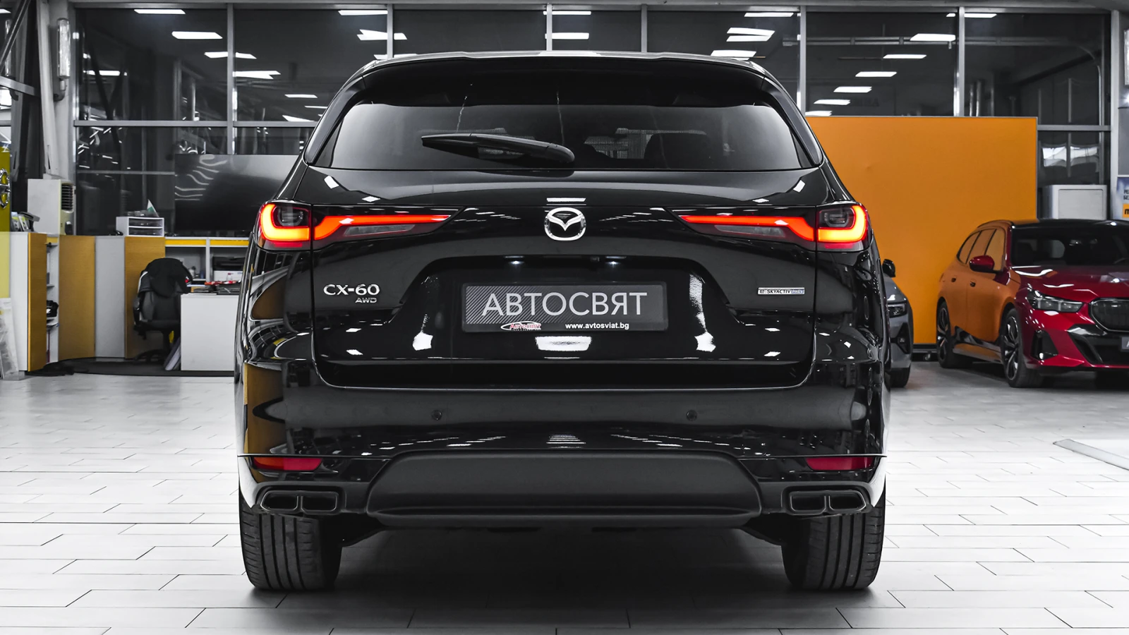 Mazda CX-60 2.5 e-SKYACTIV PHEV HOMURA 4x4 Automatic - изображение 3