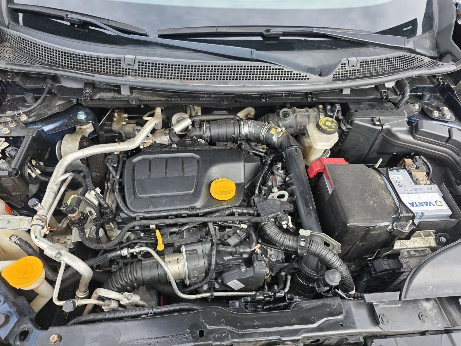 Renault Kadjar 1.6DCI 4X4 BOSE, снимка 16 - Автомобили и джипове - 54115560