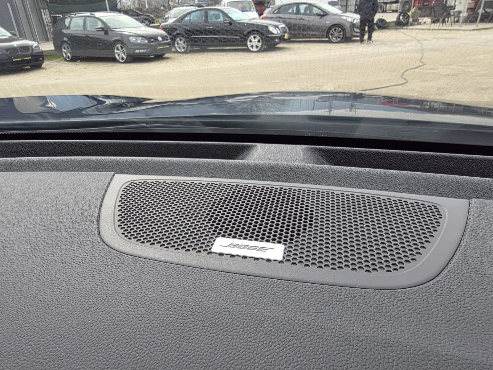 Renault Kadjar 1.6DCI 4X4 BOSE, снимка 11 - Автомобили и джипове - 54115560