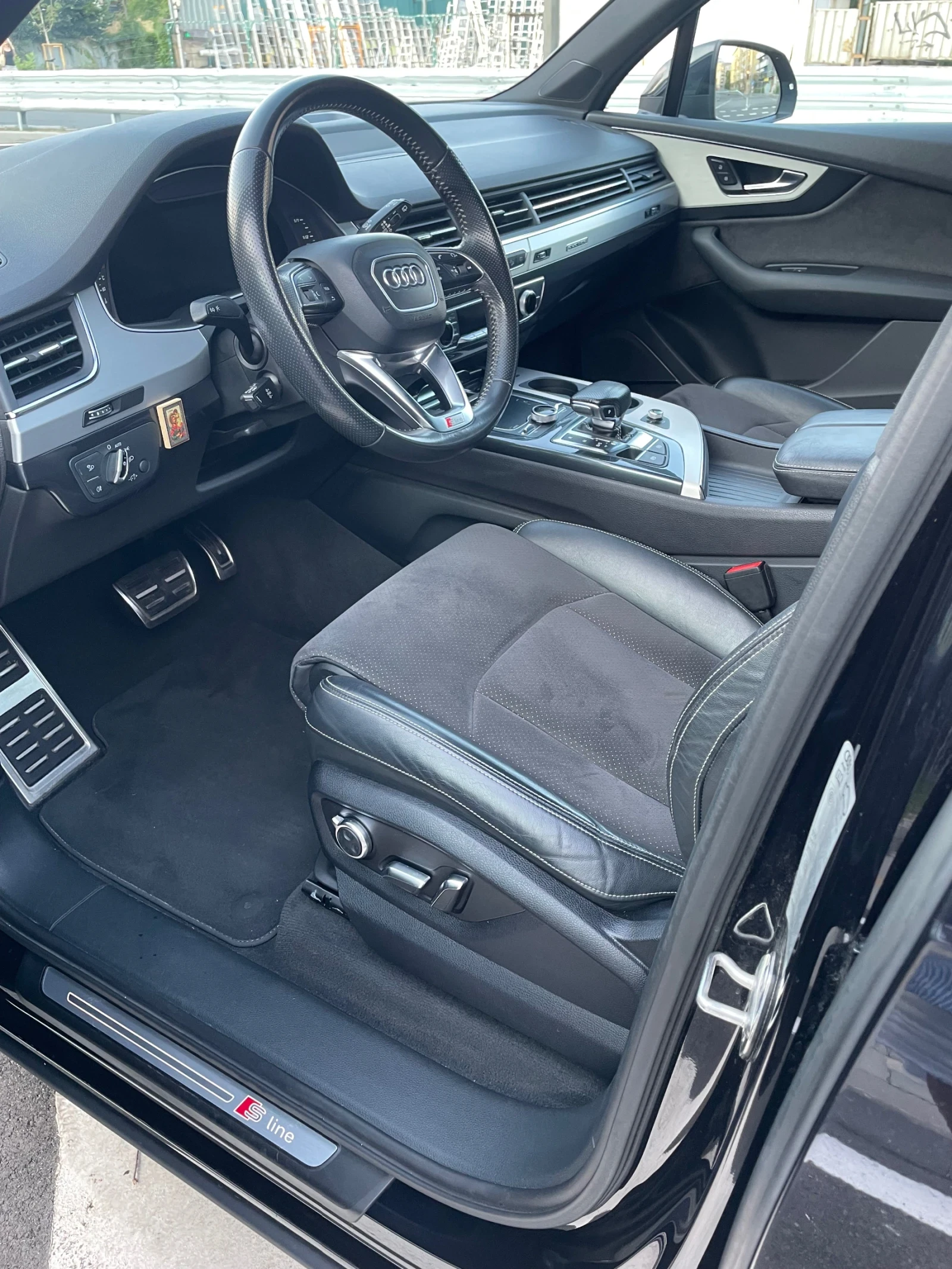 Audi Q7 Sline, 272 кс, снимка 7 - Автомобили и джипове - 54322527