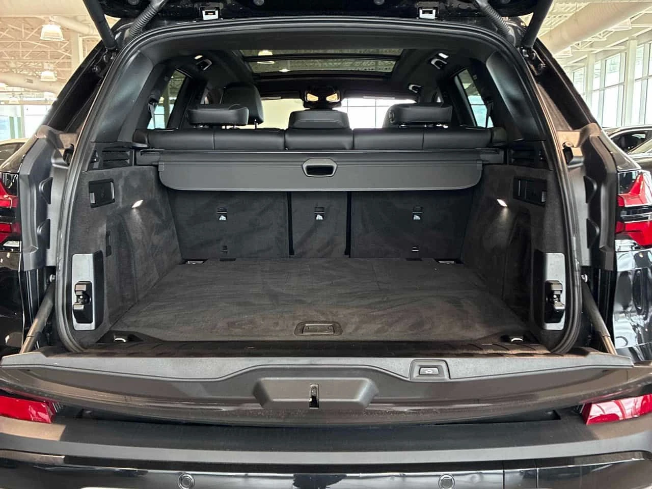 BMW X5 xDrive40i/ДИСТРОНИК/360/ПАНОРАМА/OT BMW, снимка 16 - Автомобили и джипове - 54492692