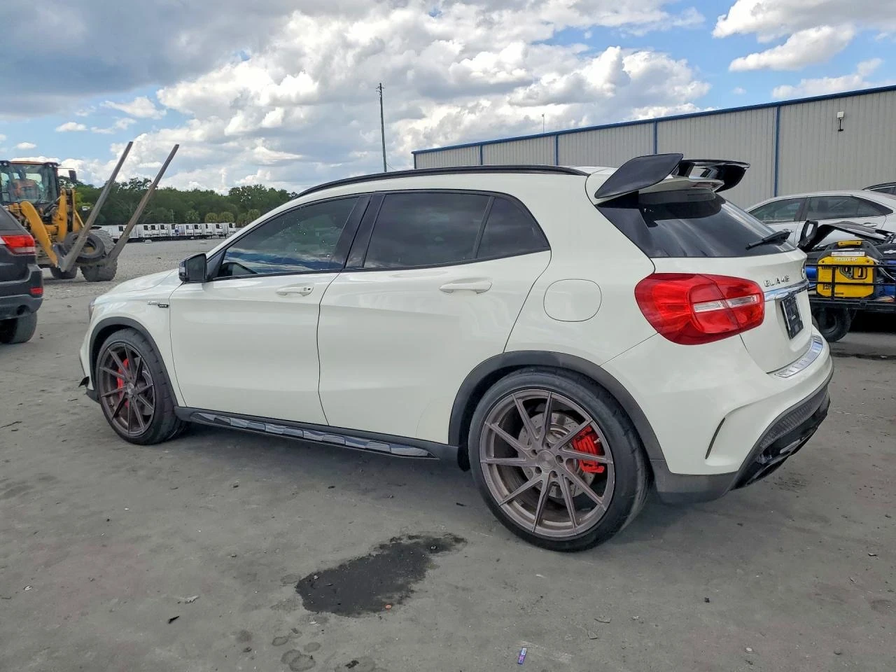 Mercedes-Benz GLA 45 AMG 4MATIC CARBON BUCKET PANO, снимка 6 - Автомобили и джипове - 54493939