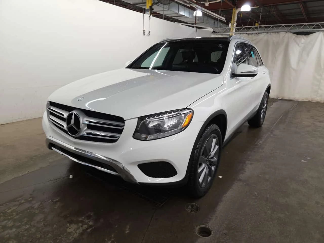 Mercedes-Benz GLC 300 4MATIC/ПАНОРАМА/ПРЕДСТАВИТЕЛСТВО НА MERCEDES