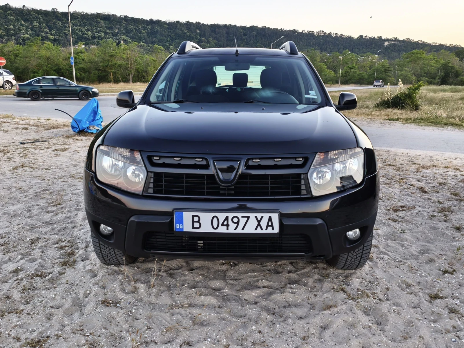 Dacia Duster 1.6 4х4/газ/Android мултимедия , снимка 2 - Автомобили и джипове - 54979924
