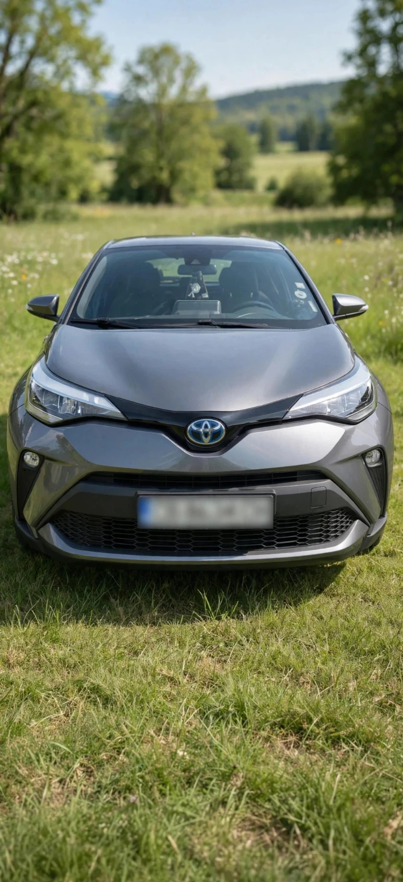 Toyota C-HR  1.8 Hybrid 122hp e-CVT Center | Mobile.bg � ����������� 1
