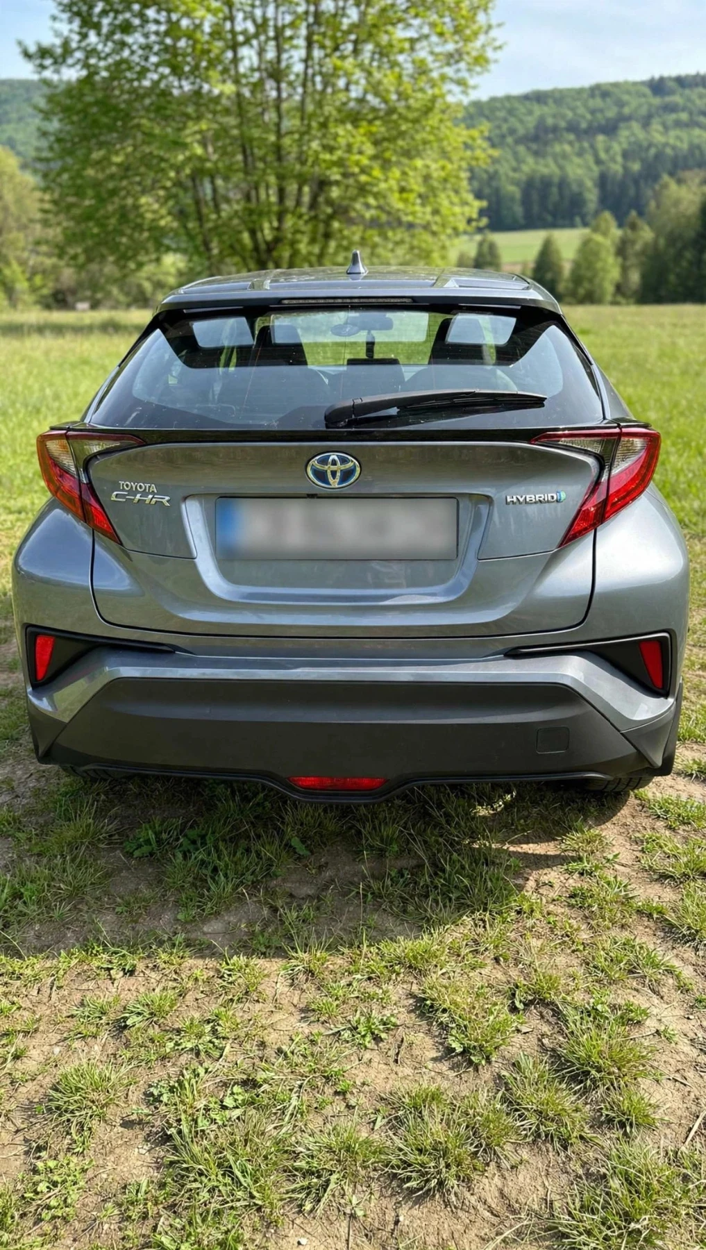Toyota C-HR  1.8 Hybrid 122hp e-CVT Center | Mobile.bg � ����������� 3