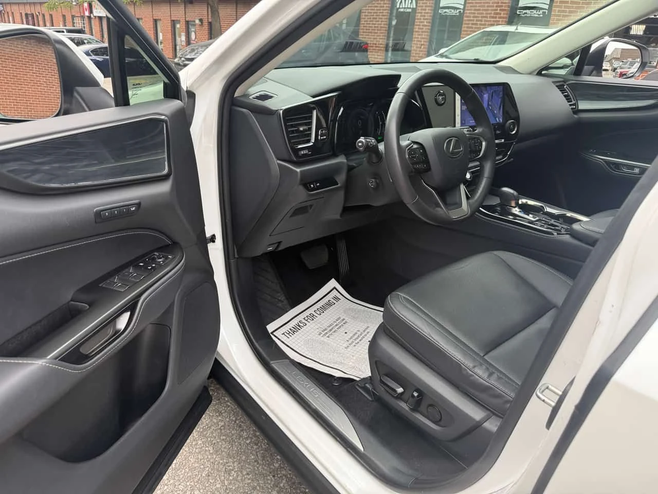 Lexus NX 350h * CARFAX * ОПЦИЯ ЗА ФИНАНСИРАНЕ, снимка 5 - Автомобили и джипове - 55684394