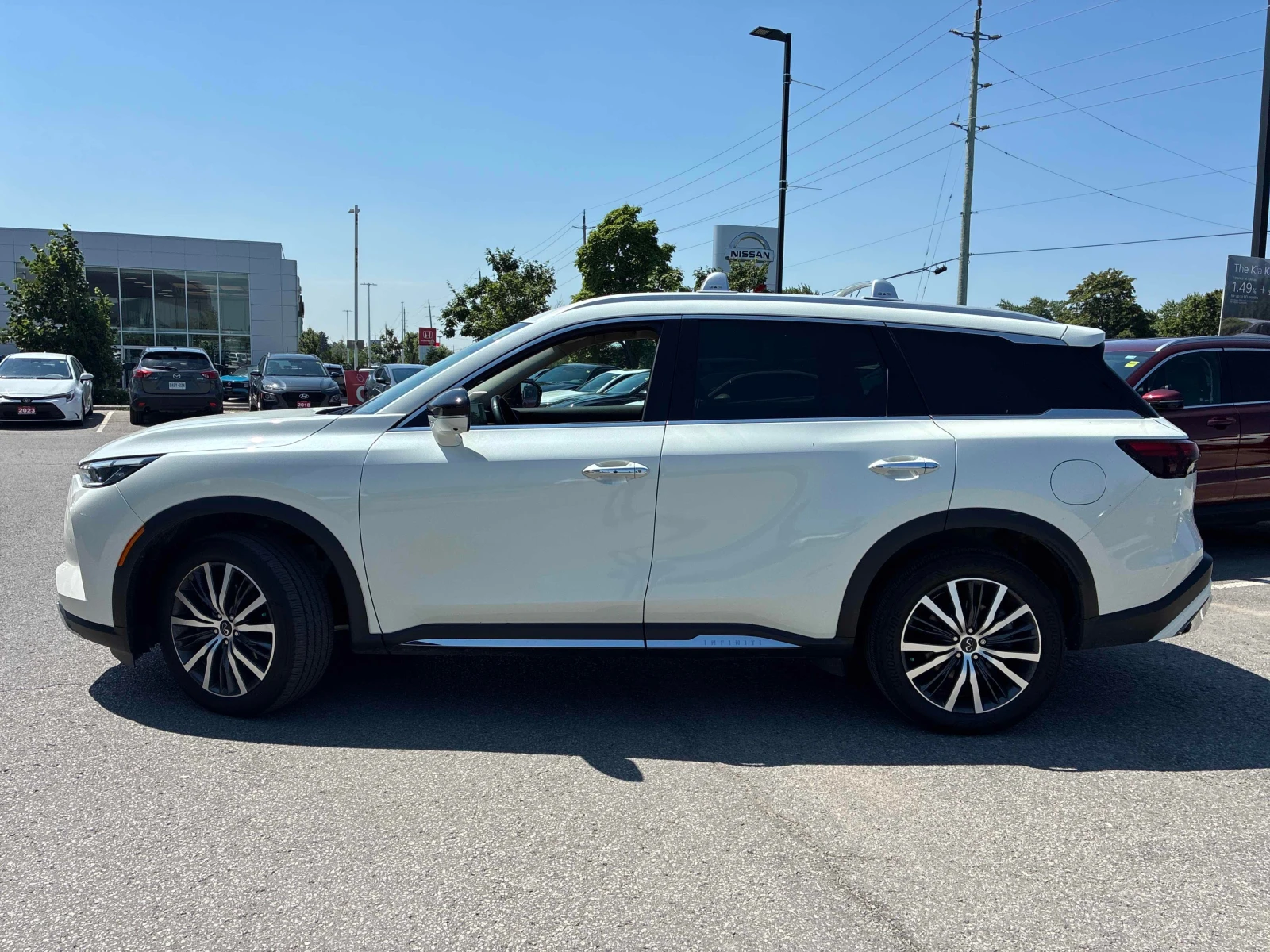 Infiniti QX60 * SENSORY * АВТОКРЕДИТ БЕЗ ПЪРВОНАЧАЛНА ВНОСКА* , снимка 2 - Автомобили и джипове - 56139858