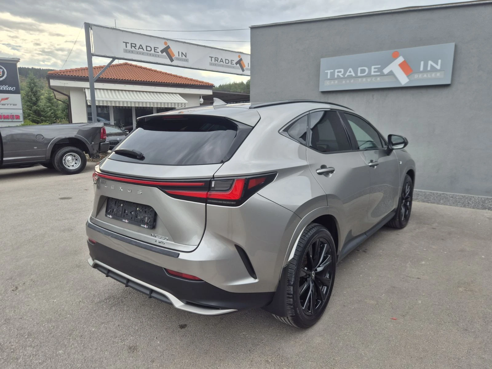 Lexus NX 350 F AWD, снимка 4 - Автомобили и джипове - 56205506