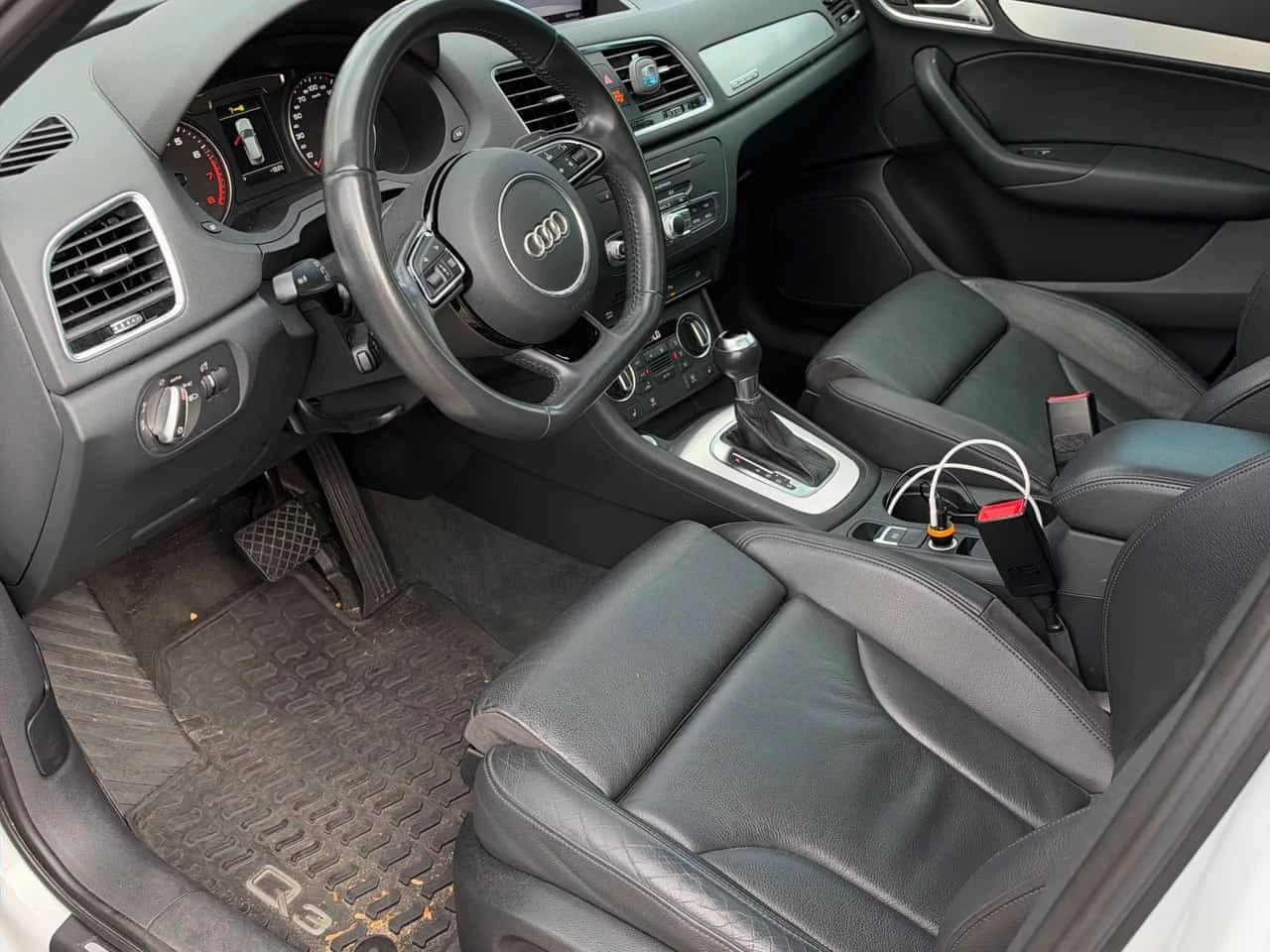 Audi Q3 * Progressiv * CARFAX * ����� �� ����������� | Mobile.bg � ����������� 5