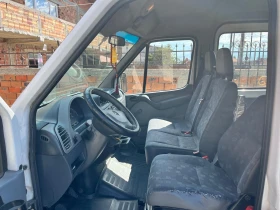 Mercedes-Benz 208, снимка 7