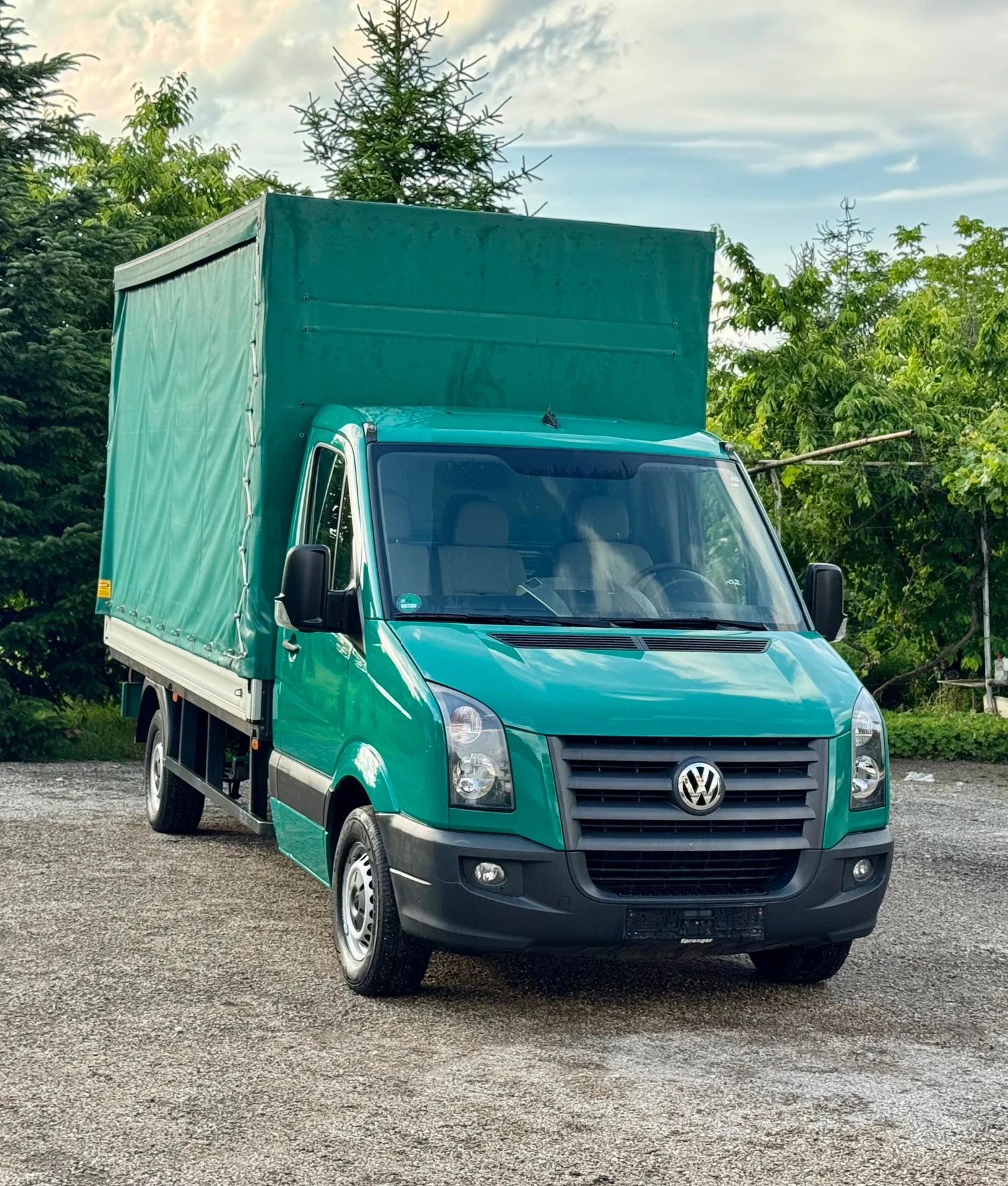 VW Crafter ЩОРА* КЛИМАТИК* НАВИГАЦИЯ* СЕРВИЗНИ ДОКУМЕНТИ, снимка 11 - Бусове и автобуси - 55942002