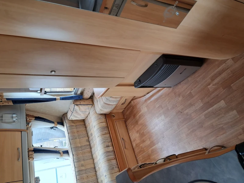 Каравана Други Sterling , снимка 6 - Каравани и кемпери - 52810817