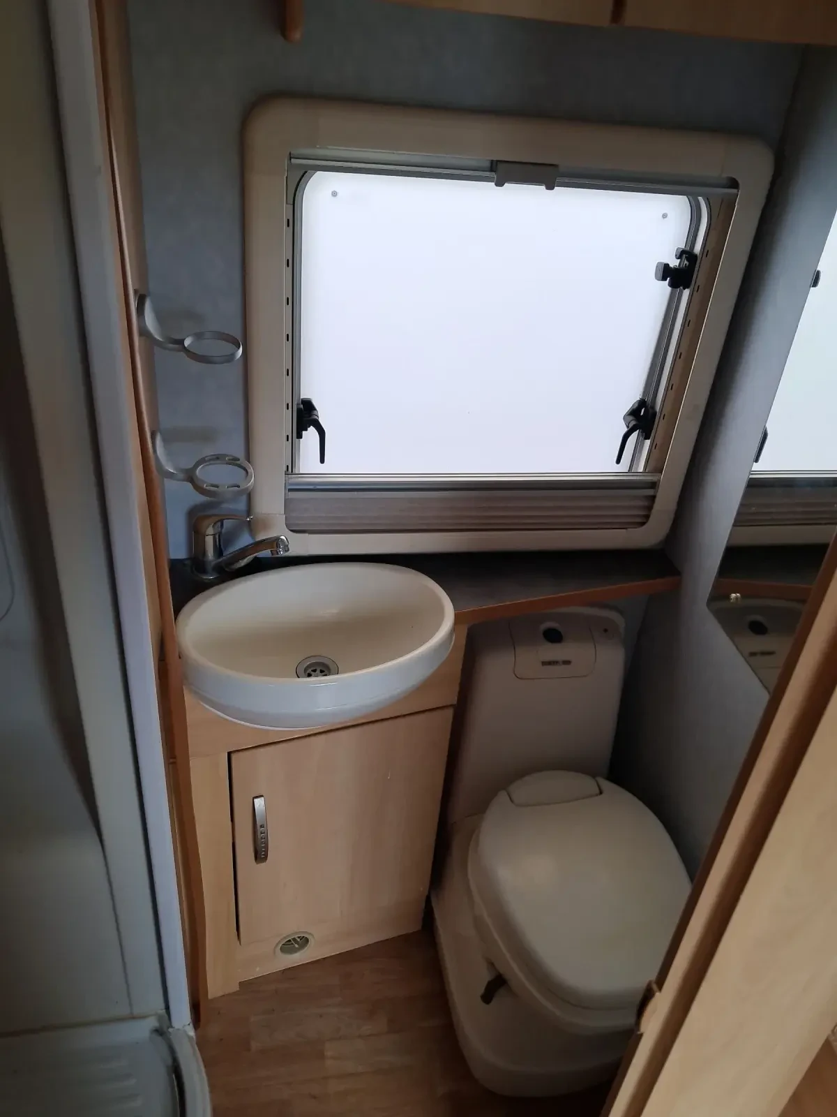 Каравана Други Sterling  - изображение 5