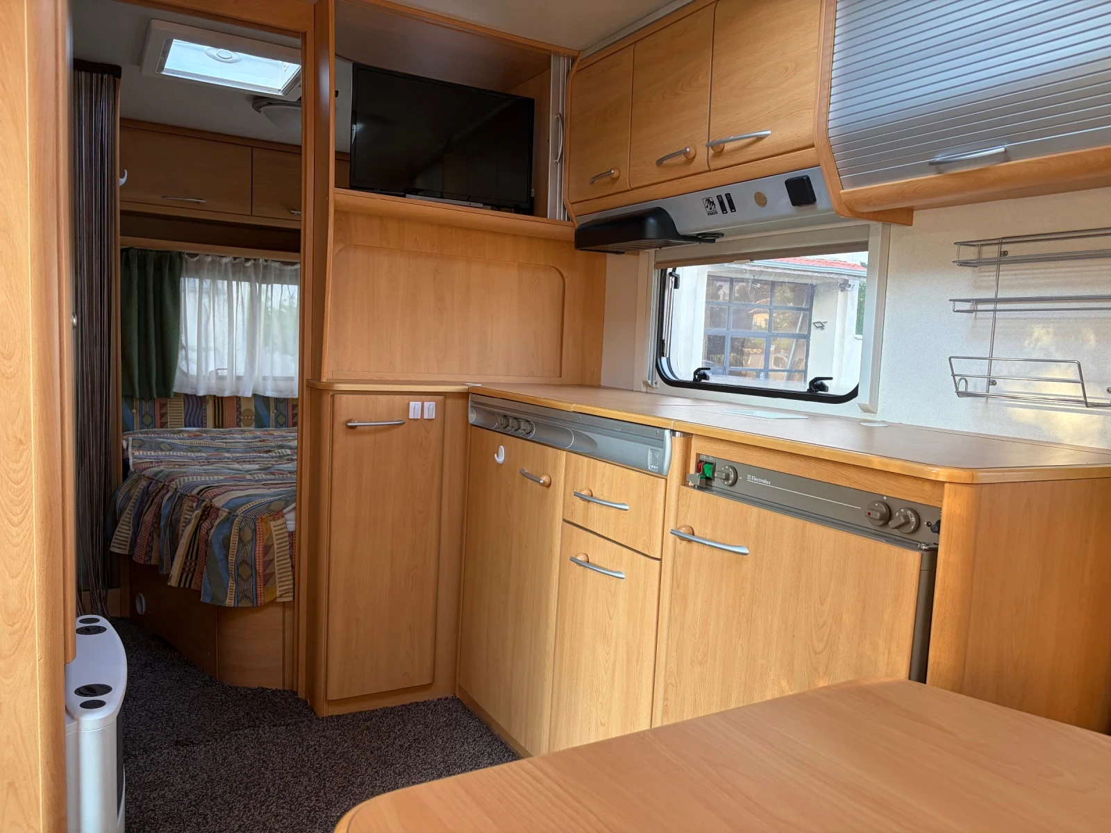 �������� Knaus Cheers | Mobile.bg � ����������� 4
