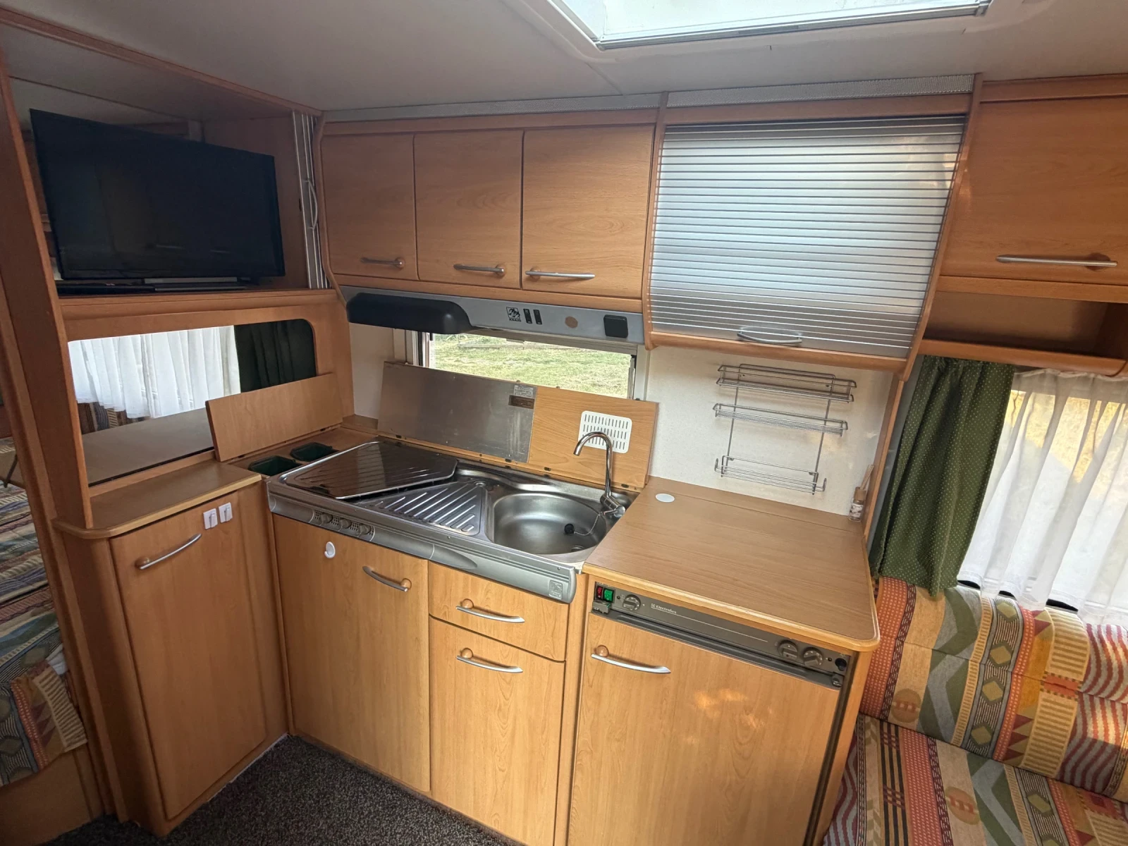 �������� Knaus Cheers | Mobile.bg � ����������� 10