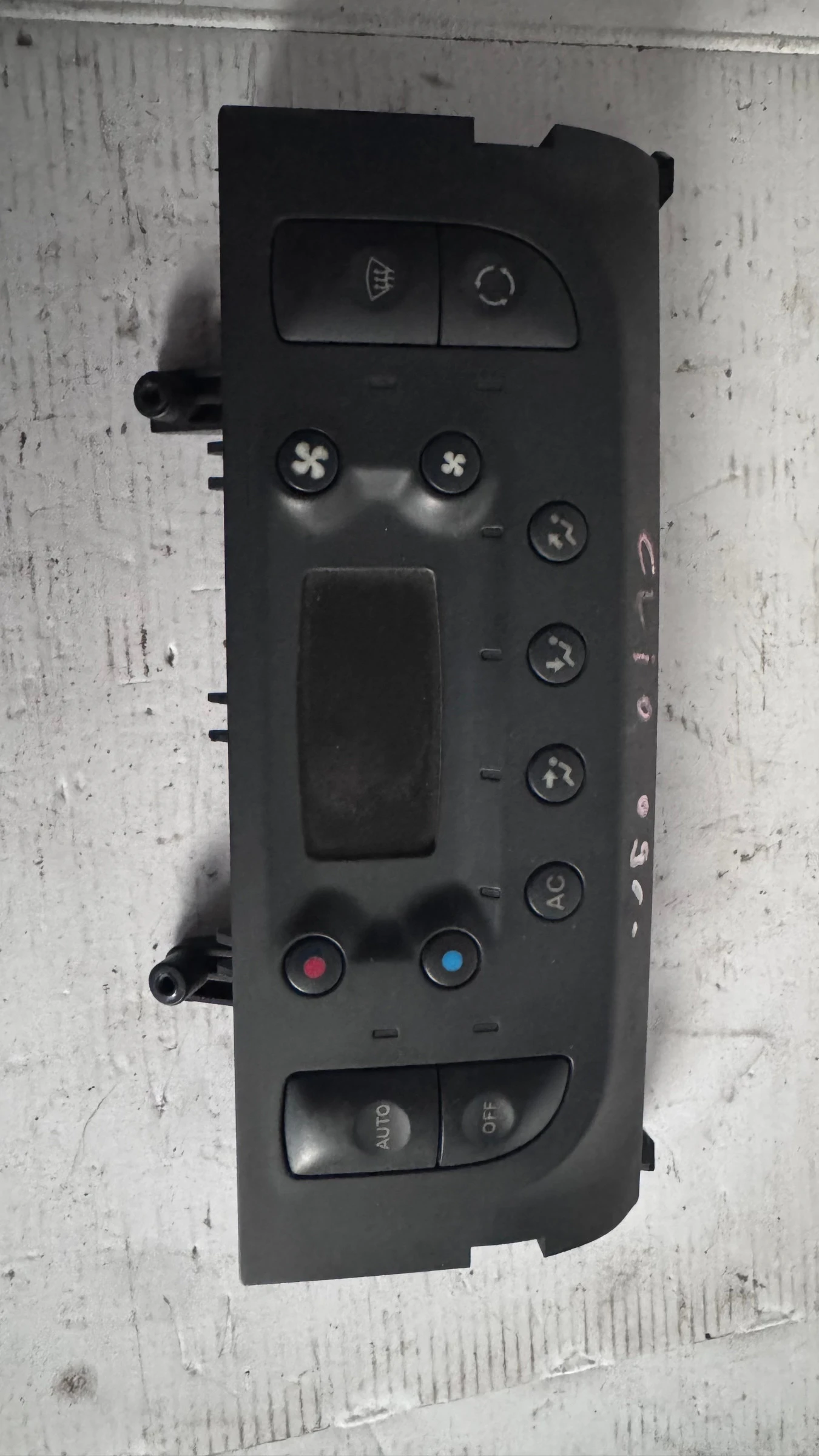   /  /   Renault Clio - 8200352853 / 69530005 | Mobile.bg   1