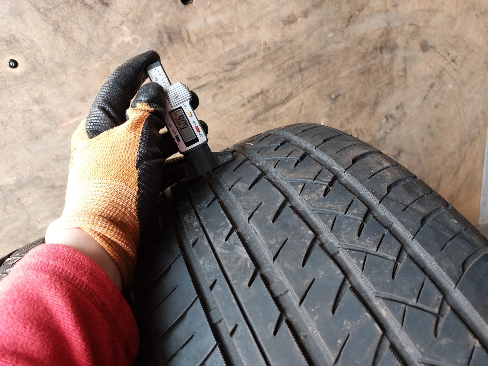  245/40R17 | Mobile.bg   3